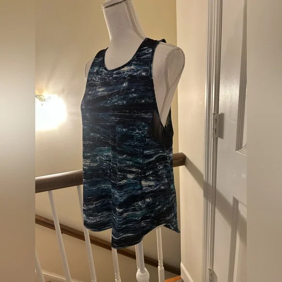 🔆4/$25 Lululemon Sculpt Tank II - Picture 10 of 13